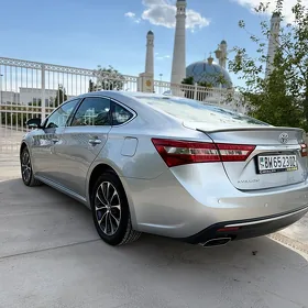 Toyota Avalon 2018