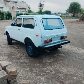 Lada Niva 1980