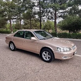 Toyota Camry 2000