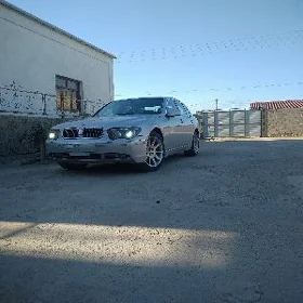 BMW 745 2002