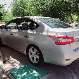 Nissan Sentra 2013