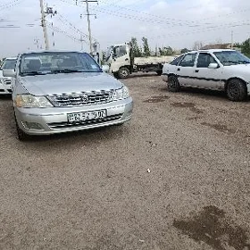 Toyota Avalon 2001