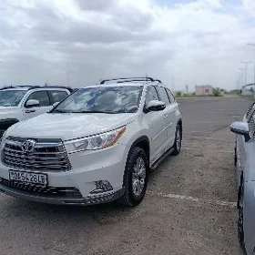 Toyota Highlander 2017