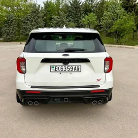 Ford Explorer 2021