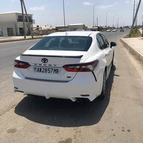 Toyota Camry 2022