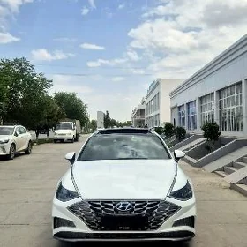 Hyundai Sonata 2022