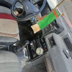Nissan Sunny 1998