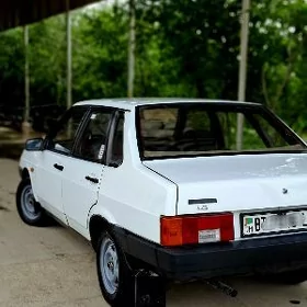 Lada 21099 2004