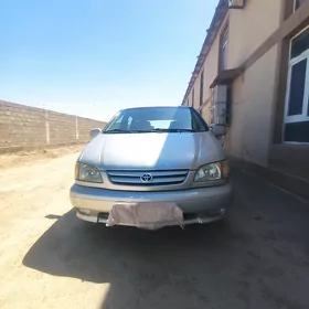 Toyota Sienna 2002