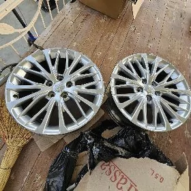 24 camry diska