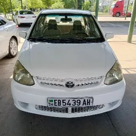 Toyota Echo 2003