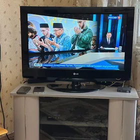 Тумбочка под телевизор