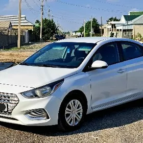 Hyundai Accent 2022