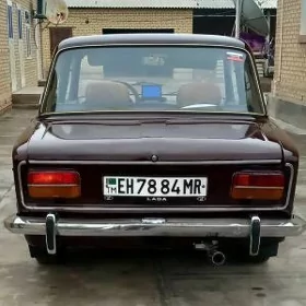Lada 2103 1980