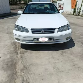Toyota Camry 2001