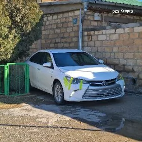 Toyota Camry 2015