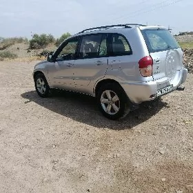 Toyota RAV4 2003