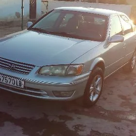 Toyota Camry 2001
