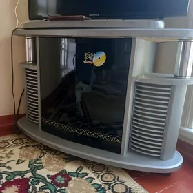 Şkaf we podtelewizornik