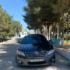 Toyota Camry 2011