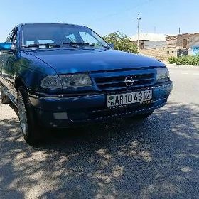 Opel Astra 1993
