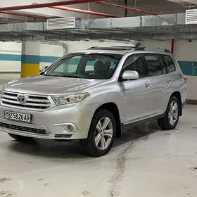 Toyota Highlander 2013