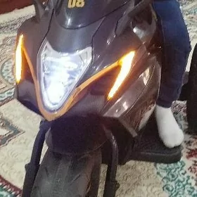Motor detski