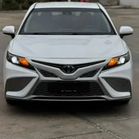 Toyota Camry 2022