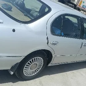 Nissan Maxima 1997