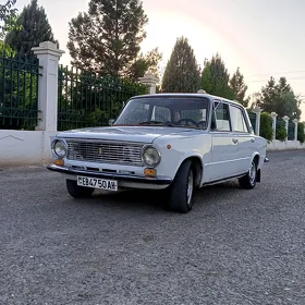 Lada 2104 1986
