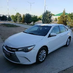Toyota Camry 2016