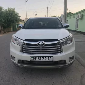 Toyota Highlander 2016