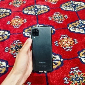 Samsung a12