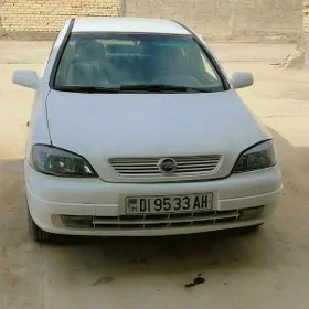 Opel Astra 2000