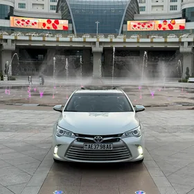 Toyota Camry 2015