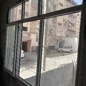 Akno ini 2 boÿy 1,5 m
