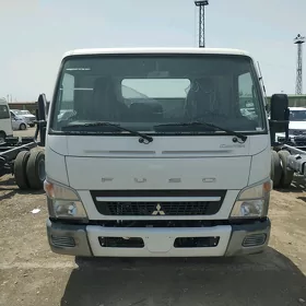 Mitsubishi Fuso 2025
