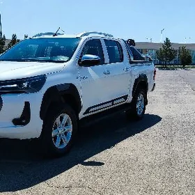 Toyota Hilux 2021