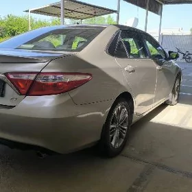 Toyota Camry 2017