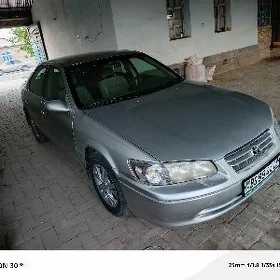 Toyota Camry 2001