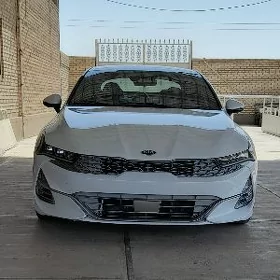Kia K5 2021