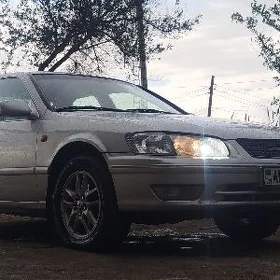 Toyota Camry 2000