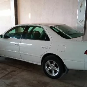 Toyota Camry 1998