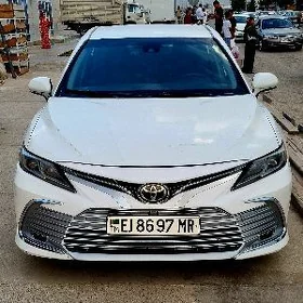 Toyota Camry 2020