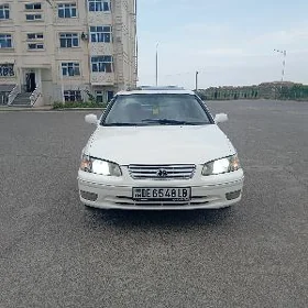 Toyota Camry 2001