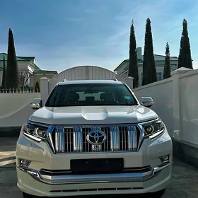 Toyota Land Cruiser Prado 2022