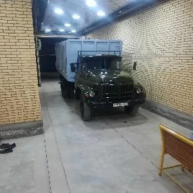 Zil 130 1980