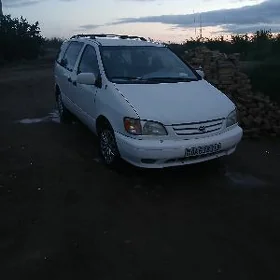 Toyota Sienna 2002