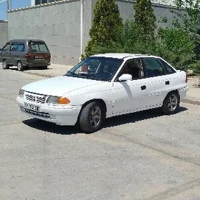 Opel Astra 1998