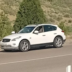 Infiniti EX35 2010